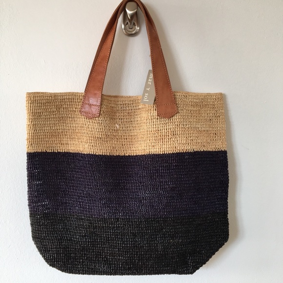 Anthropologie Handbags - Anthropologie Mar y sol three color crochet tote.